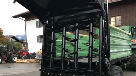 Mistbreiter oder Miststreuer mieten